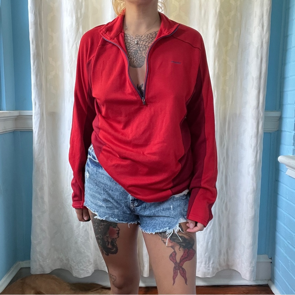 patagonia red pullover unisex size medium
